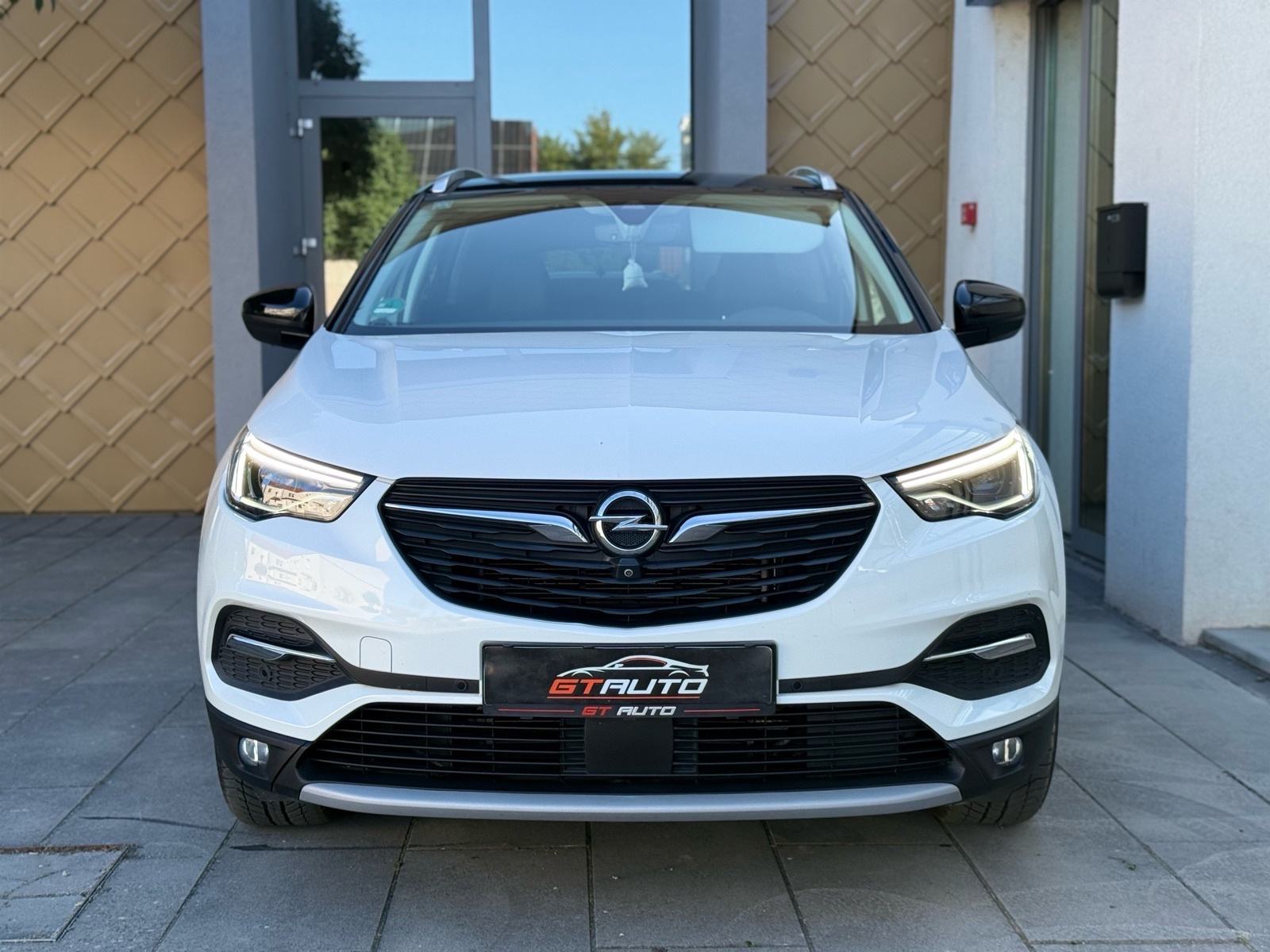 OPEL GRANDLAND X ULTIMATE HYBRID 4 300KS, 49.000km, 2020.GOD, fotografija 8