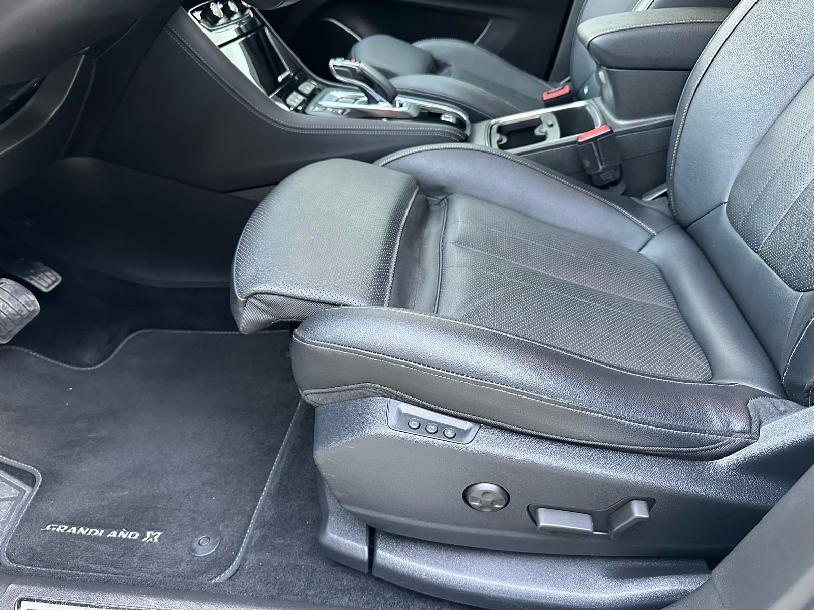 OPEL GRANDLAND X ULTIMATE HYBRID 4 300KS, 49.000km, 2020.GOD, fotografija 11