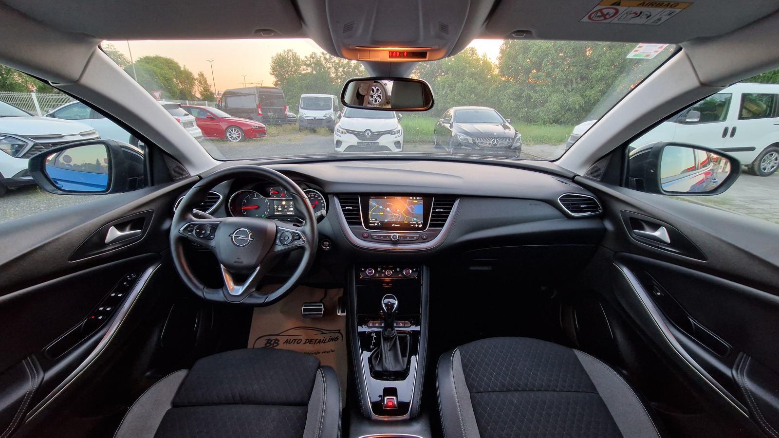 Opel Grandland X1,5 D AUT, Innovation, 18", kamera, reg 02/27, fotografija 14