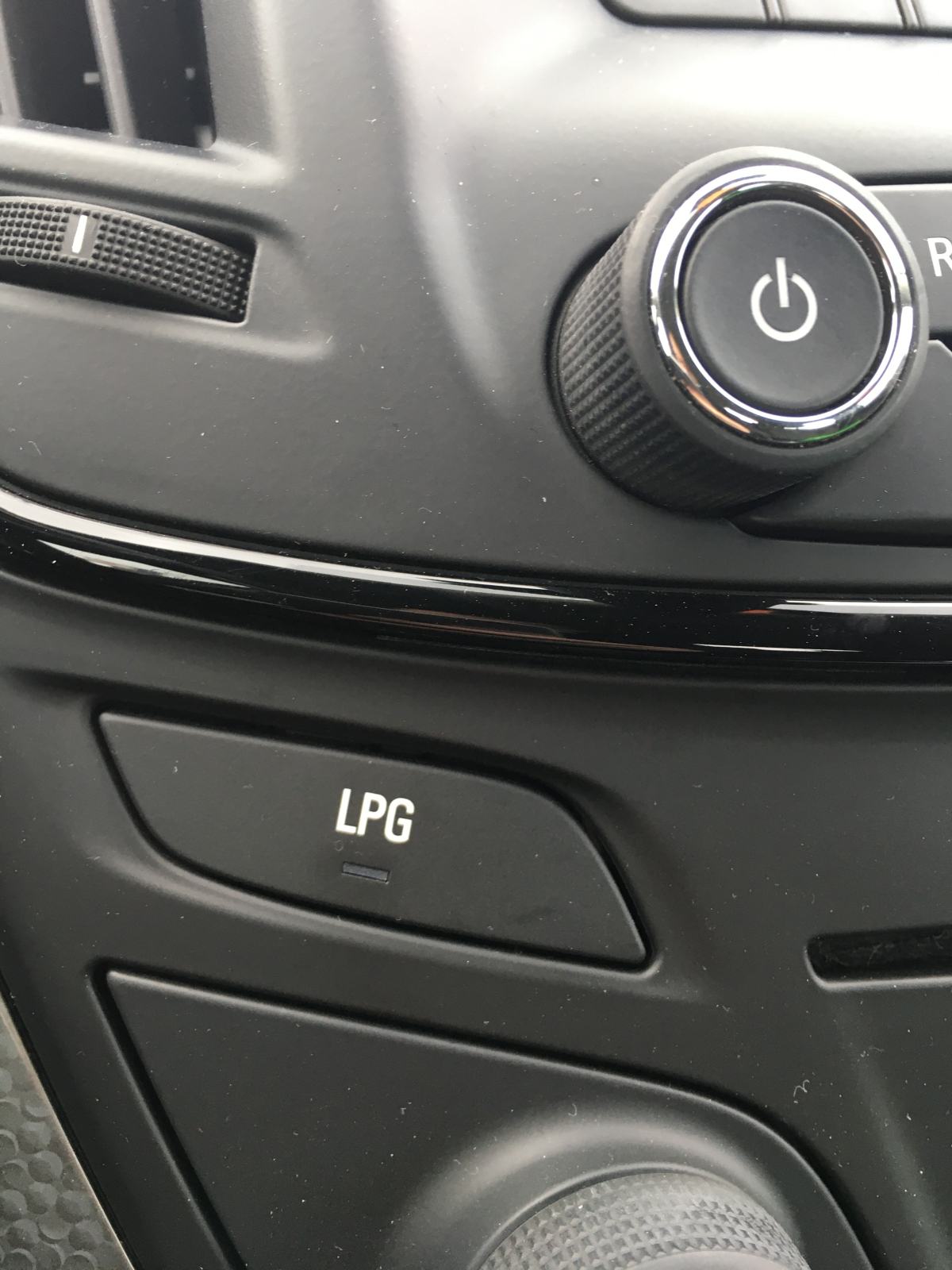 Opel Insignia 1,4 Turbo LPG, pogled izvana - slika 5