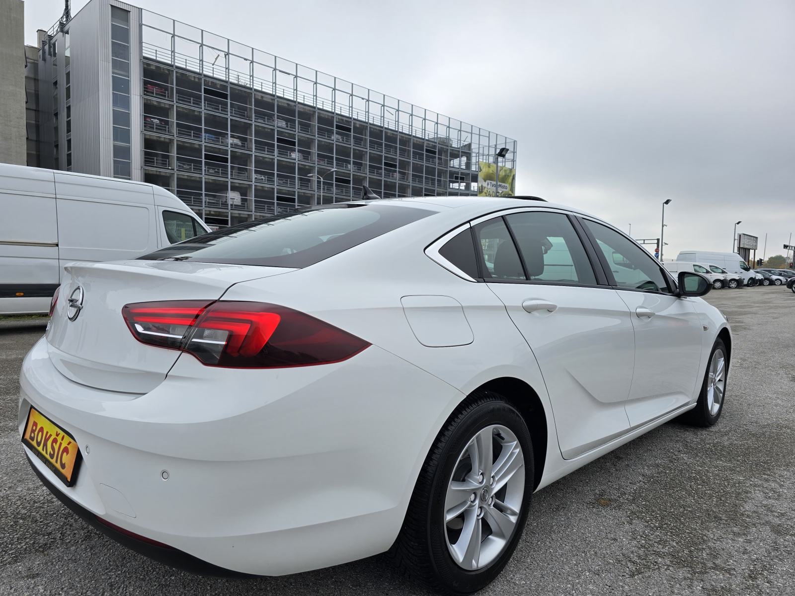 Opel Insignia 1,5 D GRAND SPORT AUTOMATIK, fotografija 9