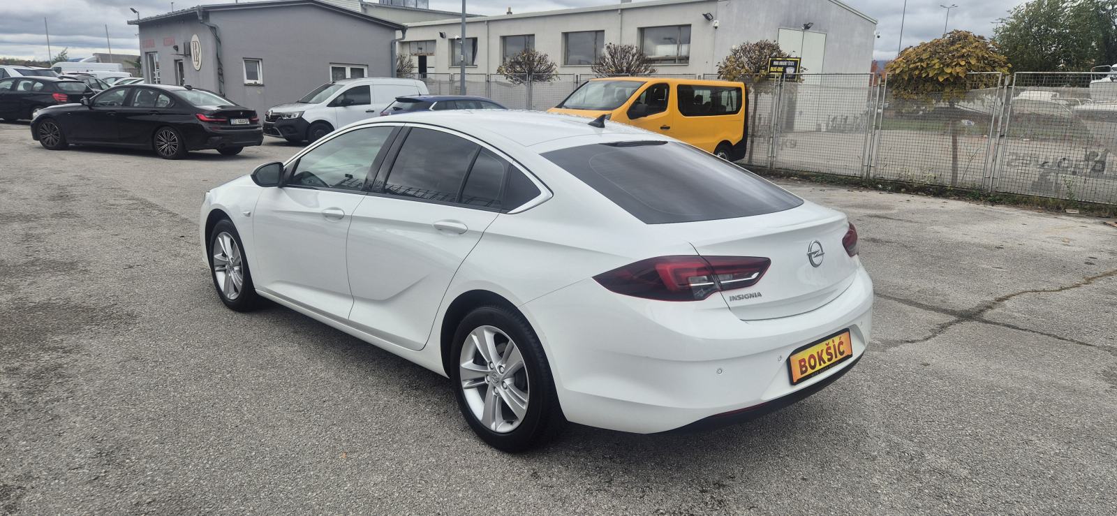 Opel Insignia 1,5 D GRAND SPORT AUTOMATIK, fotografija 4