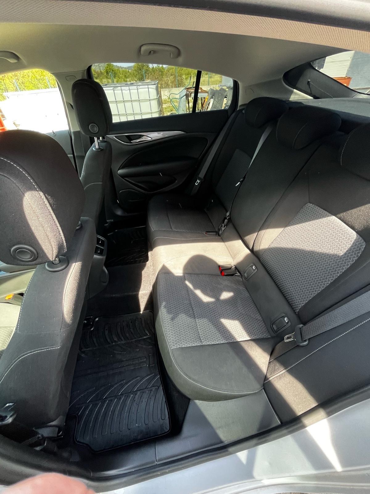 Opel Insignia 1,5Tdci, fotografija 6