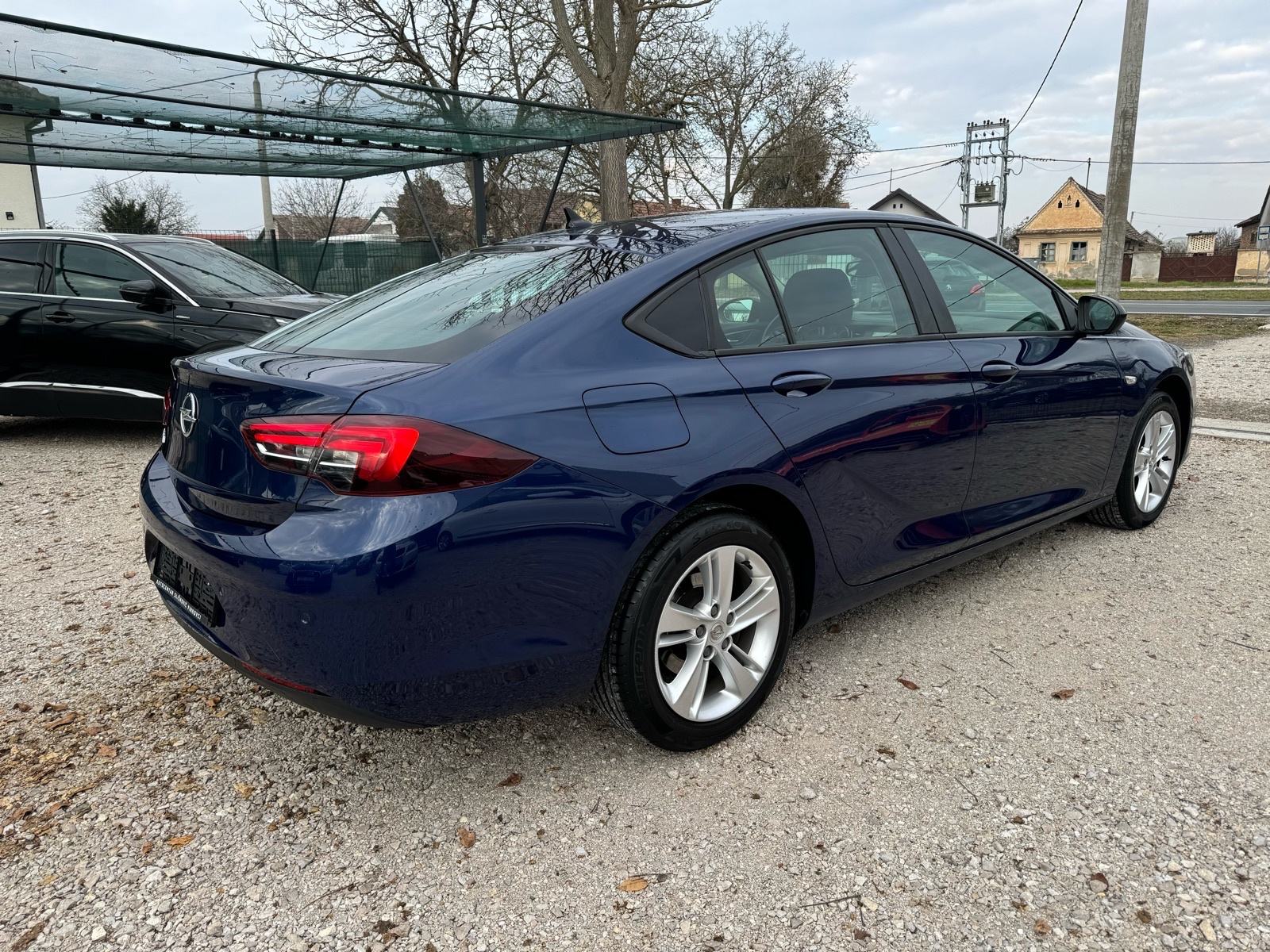 Opel Insignia 1,5D/Aut/Led/Navi/Leasing bez učešća, fotografija 3
