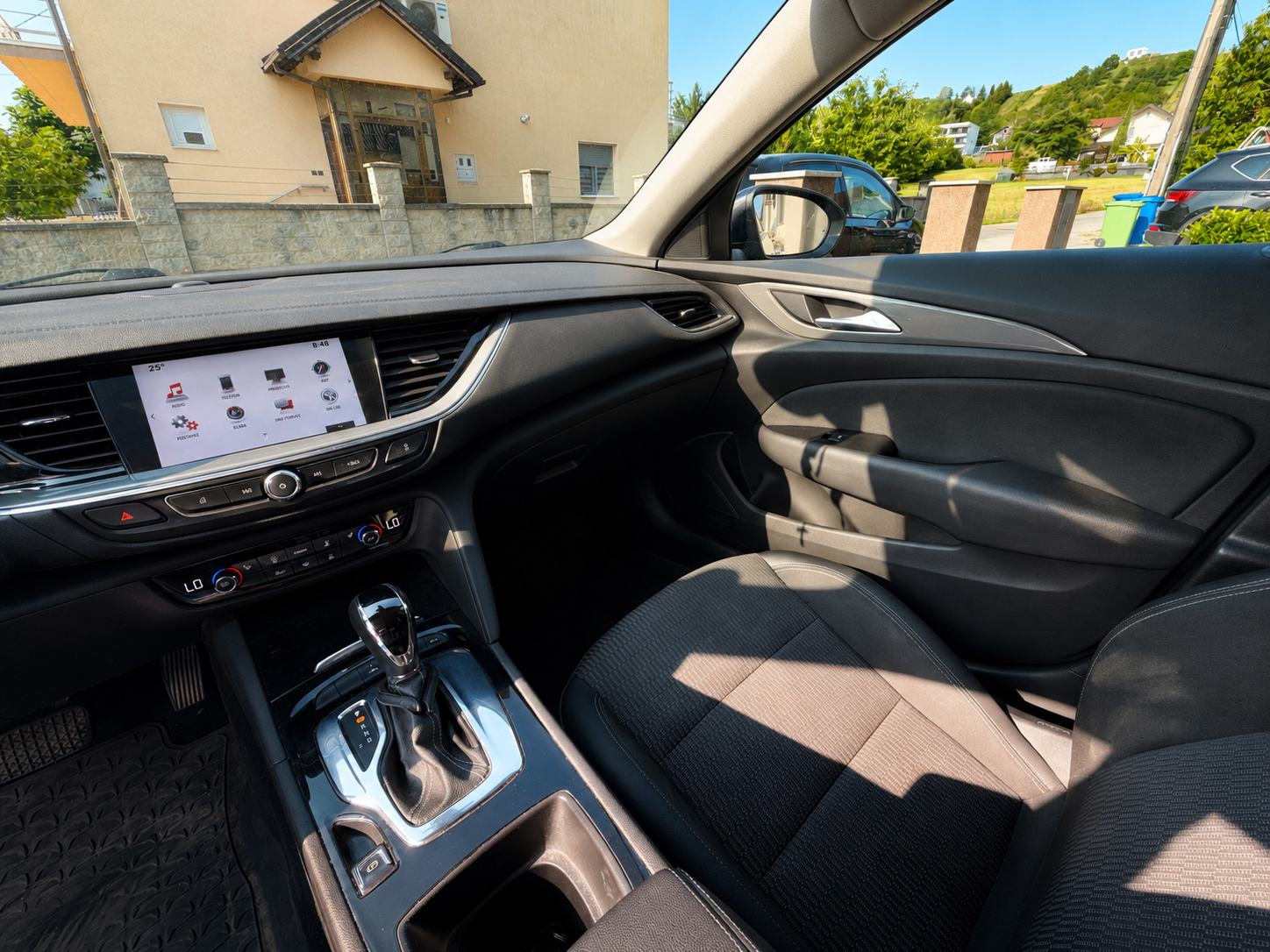Opel Insignia 1,6 CDTI automatik, fotografija 4