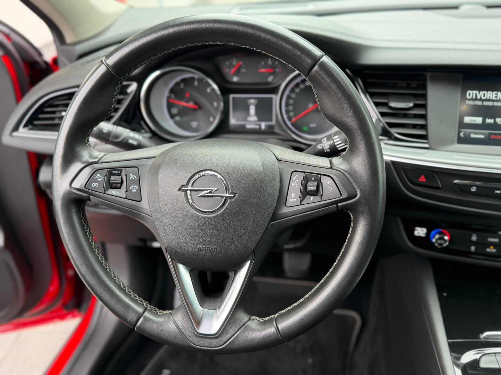 Opel Insignia 1,6 CDTI EDITION SERVISNA HR AUTO LED KAMERA NAVIGACIJA, fotografija 18