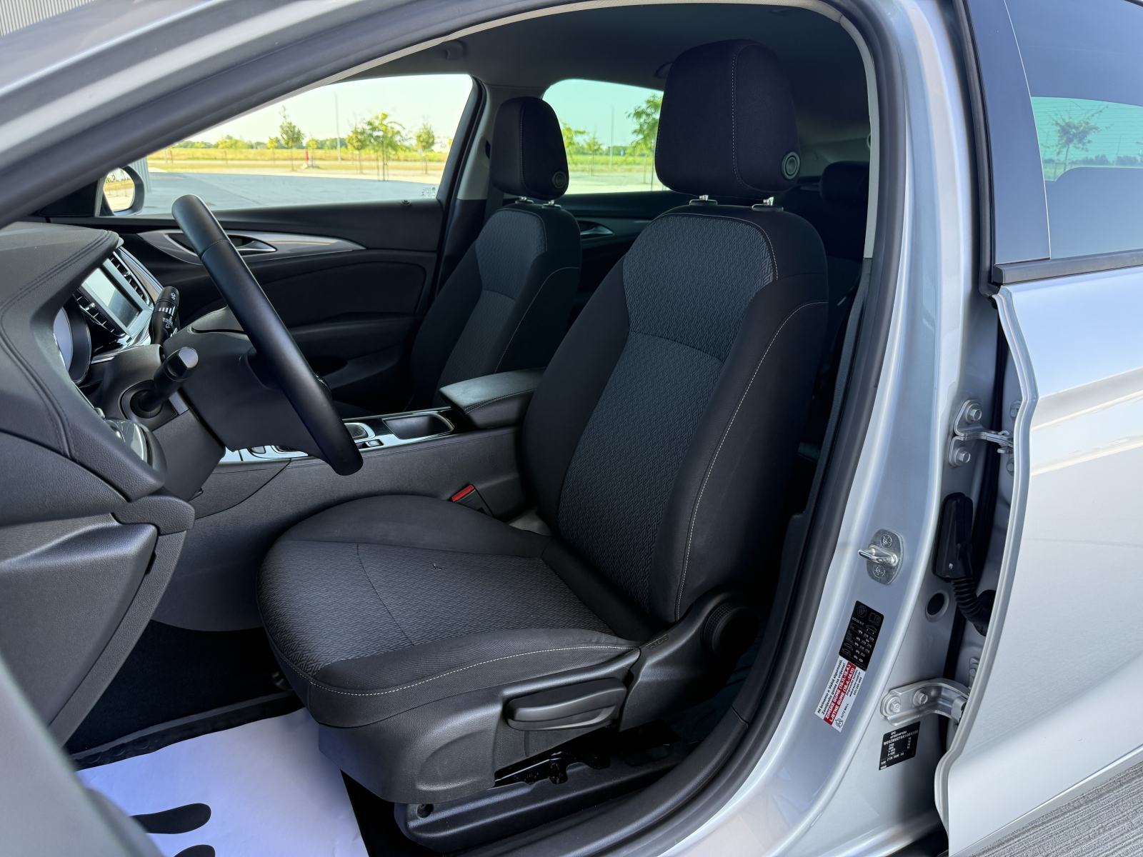 Opel Insignia 1,6 CDTI ** HR AUTO, JAMSTVO 12 MJESECI, REG 4/27 **, fotografija 14