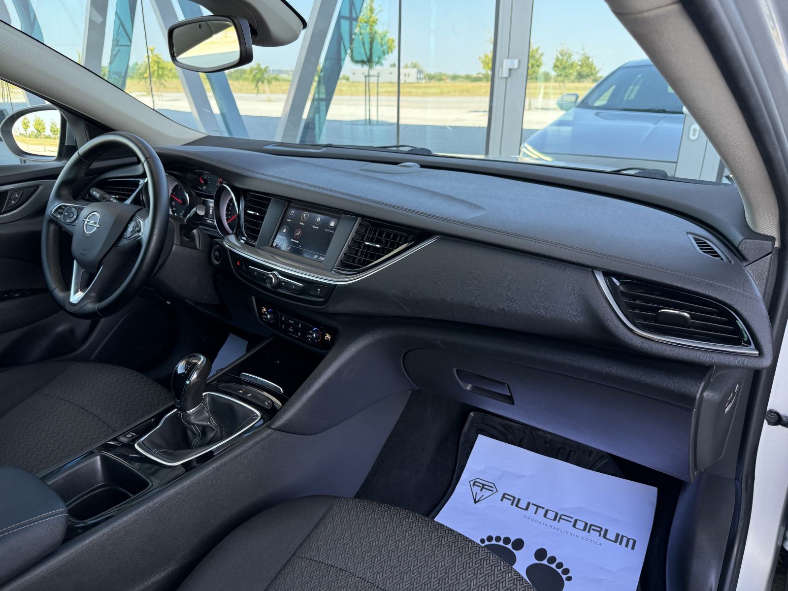 Opel Insignia 1,6 CDTI ** HR AUTO, JAMSTVO 12 MJESECI, REG 4/27 **, fotografija 13