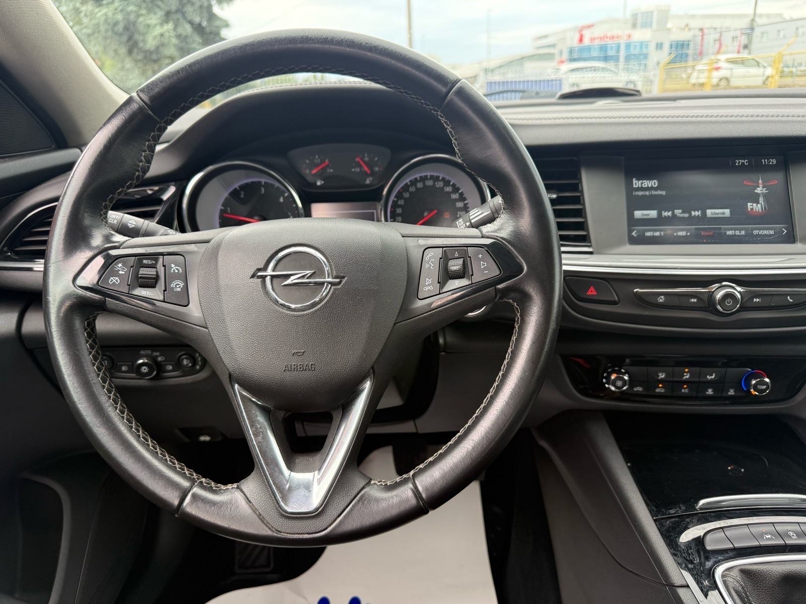 Opel Insignia 1,6 CDTI*LED SVJETLA*START STOP*PARK DISTANCE*SERVISNA*, fotografija 19