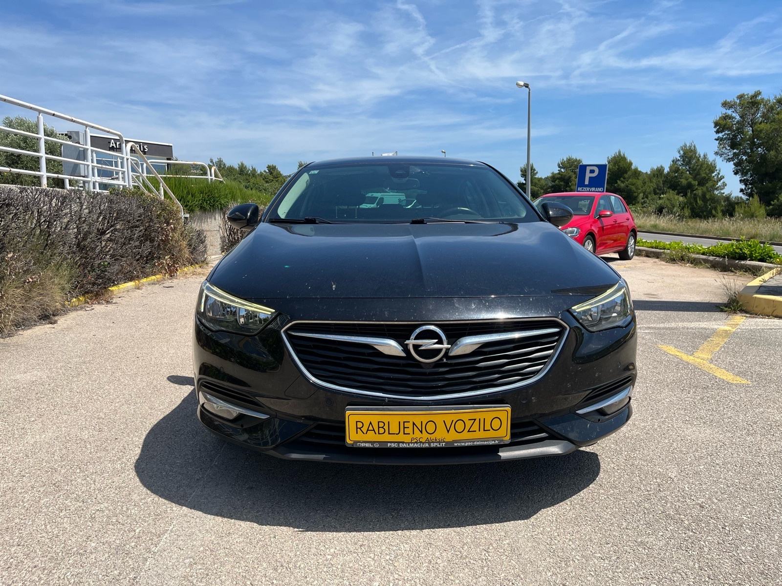Opel Insignia Grand Sport 1,6 CDTI - Registriran do 04/2027., fotografija 2