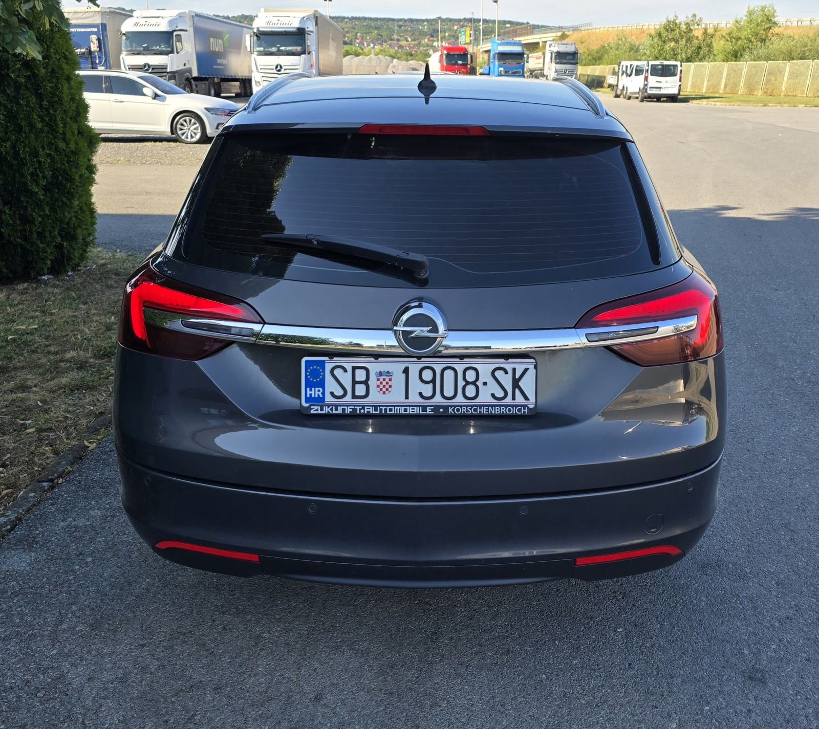 Opel Insignia 1,6 CDTI- PRVI VLASNIK, fotografija 9