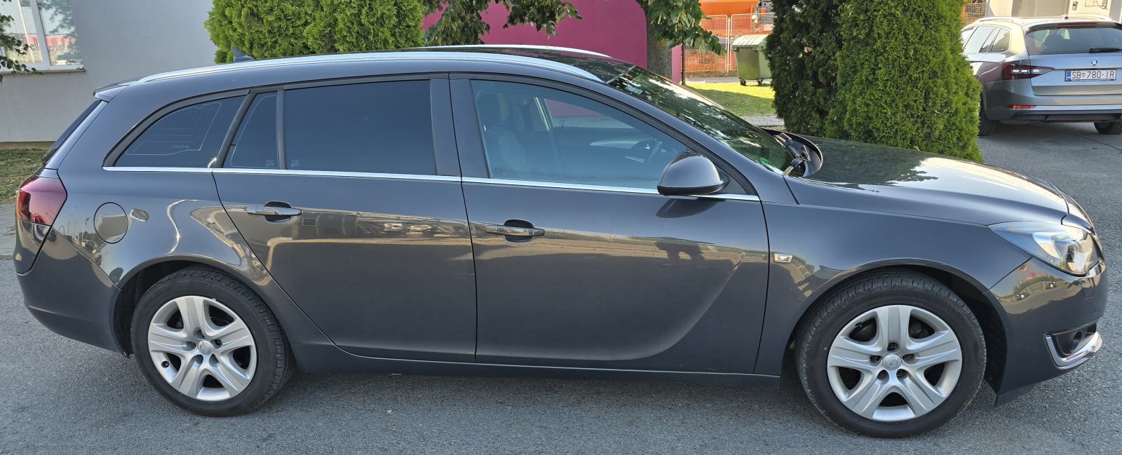Opel Insignia 1,6 CDTI- PRVI VLASNIK, fotografija 16