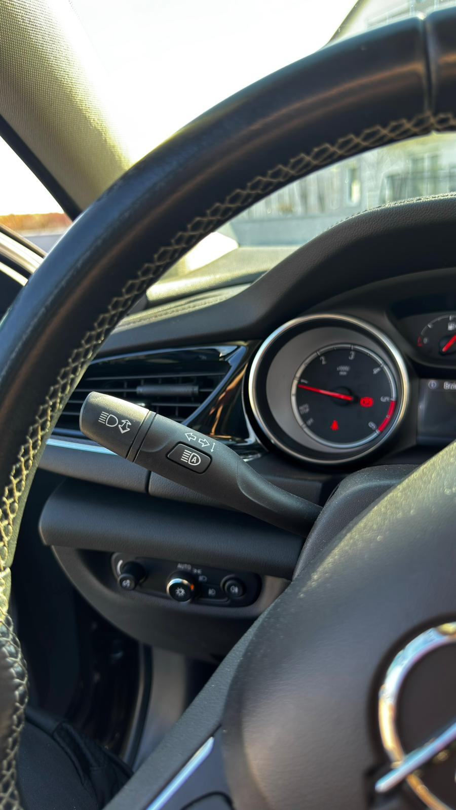 Opel Insignia 1,6 CDTI, fotografija 10