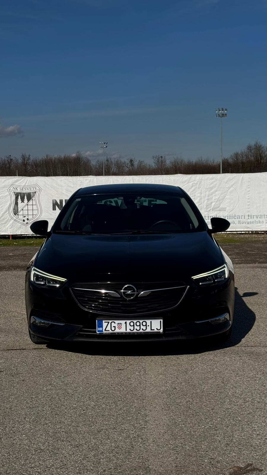 Opel Insignia 1,6 CDTI, fotografija 11