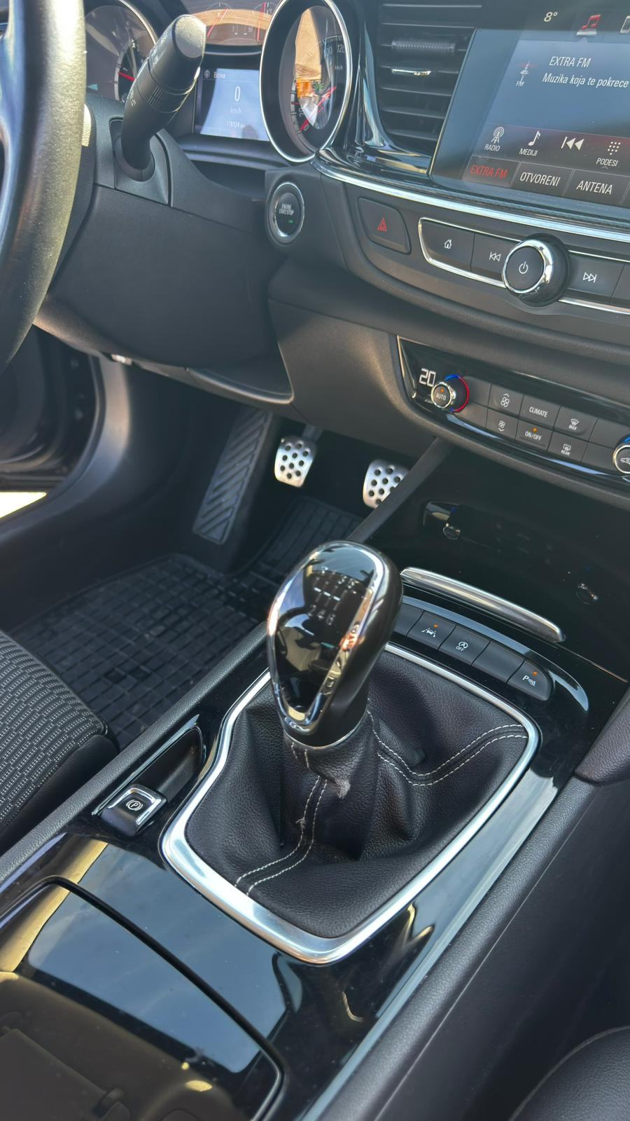 Opel Insignia 1,6 CDTI, fotografija 12