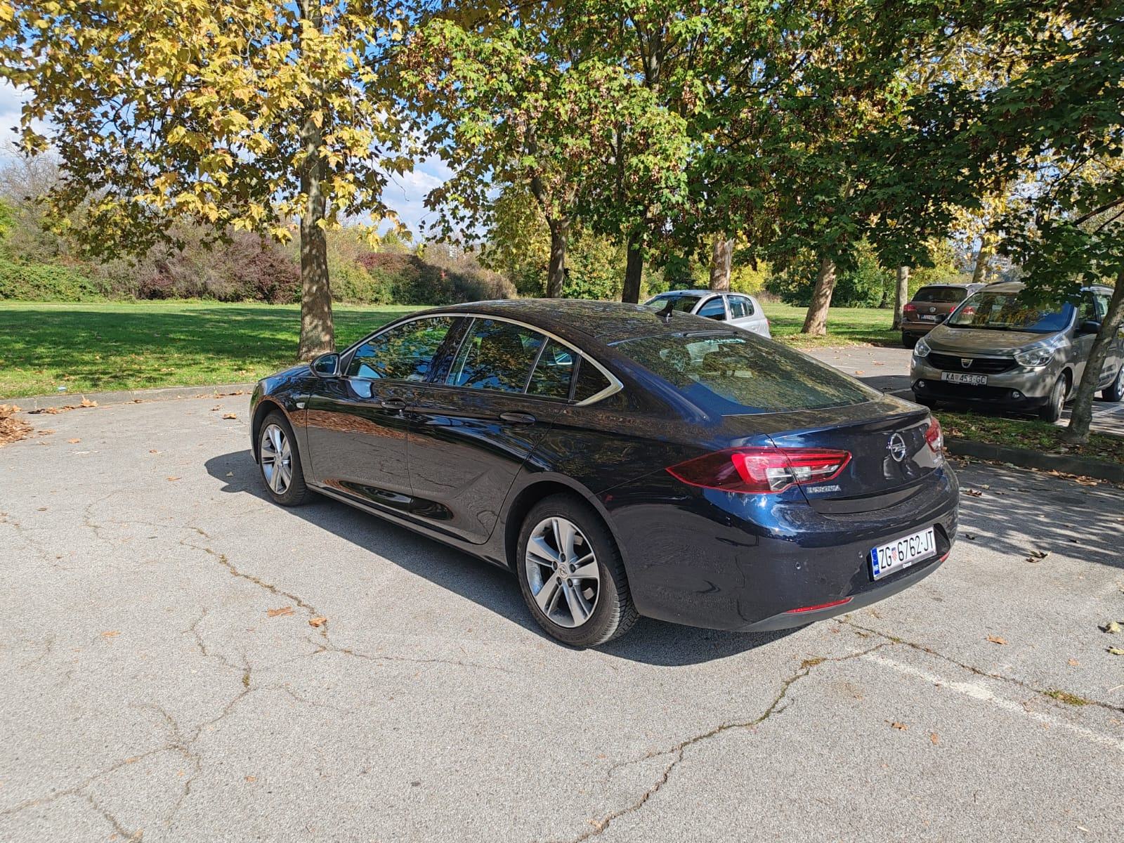 Opel Insignia 1,6 CDTI, fotografija 3