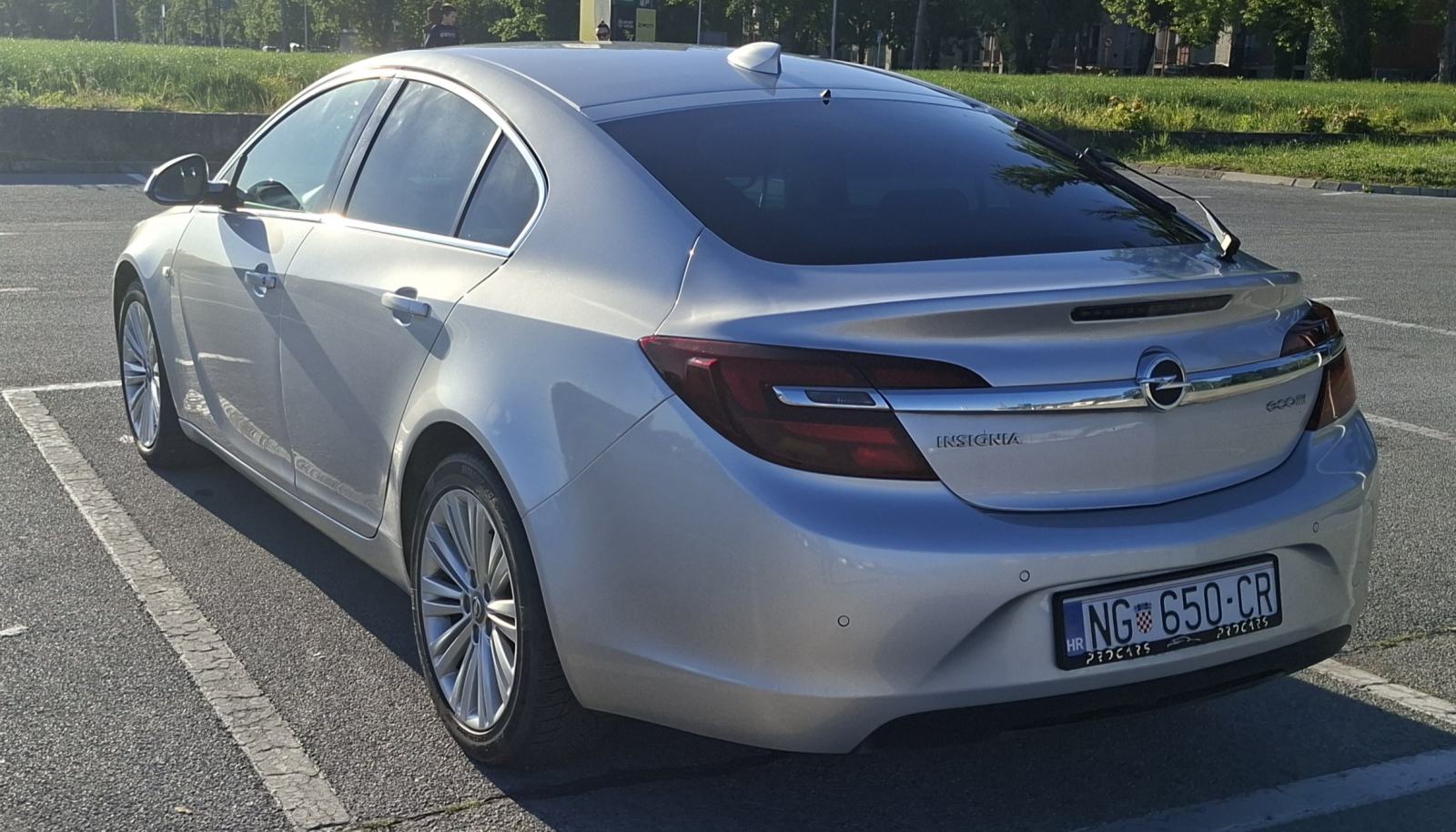 Opel Insignia 1.6 CDTi, fotografija 6