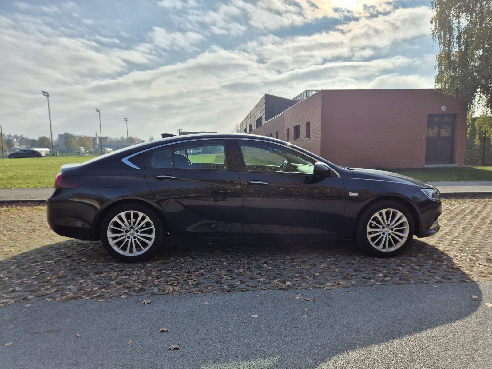 Opel Insignia 1.6 CDTI 136 KS | Veliki servis | Nove Continental gume, fotografija 2