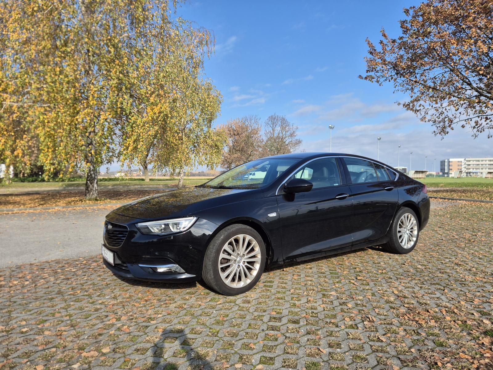 Opel Insignia 1.6 CDTI 136 KS | Veliki servis | Nove Continental gume, fotografija 4