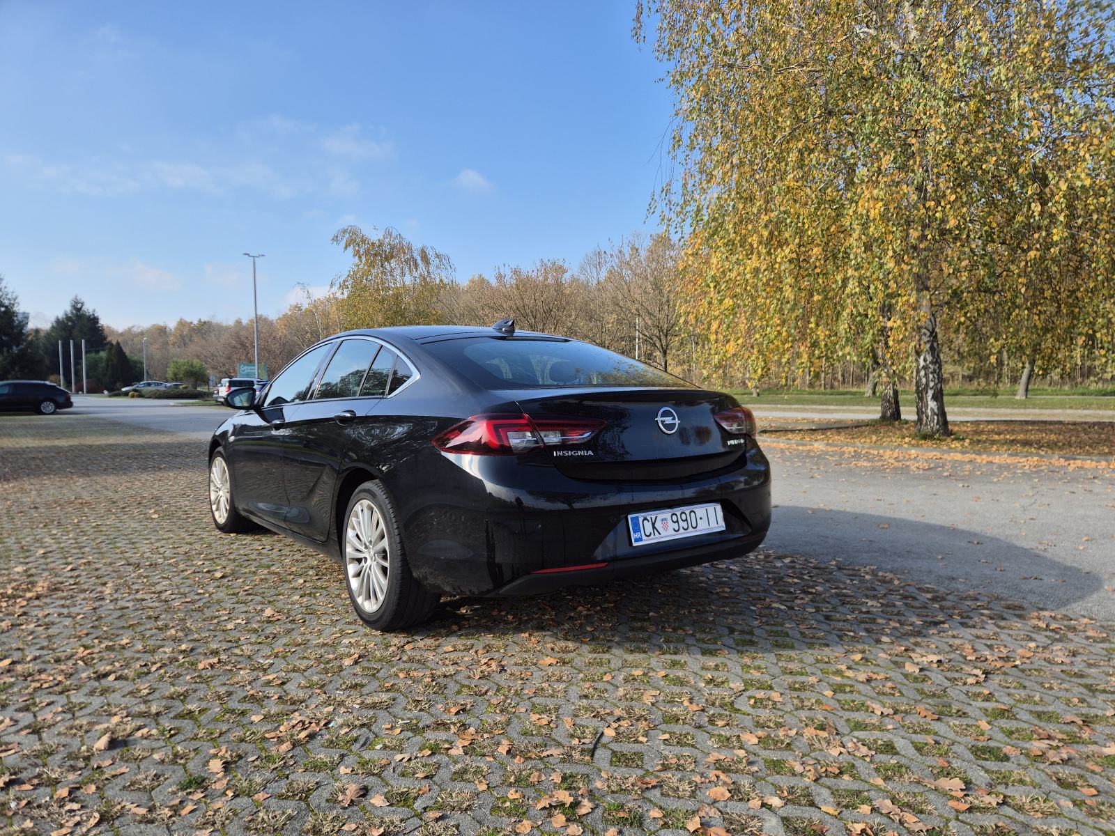 Opel Insignia 1.6 CDTI 136 KS | Veliki servis | Nove Continental gume, fotografija 5