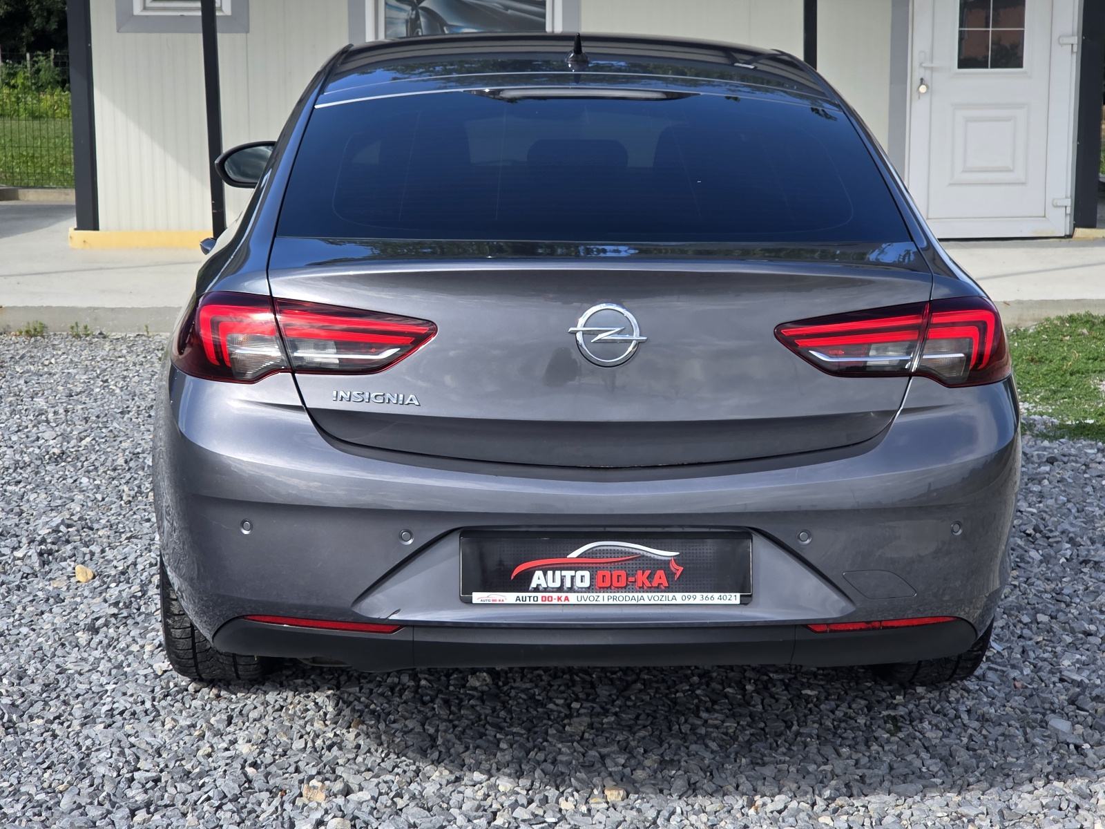 Opel Insignia 1,6 CDTI, fotografija 4