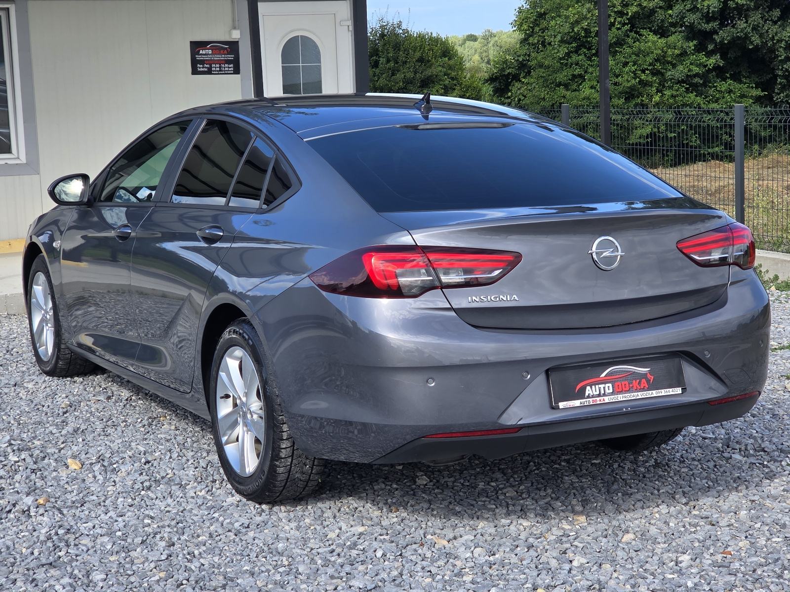 Opel Insignia 1,6 CDTI, fotografija 5
