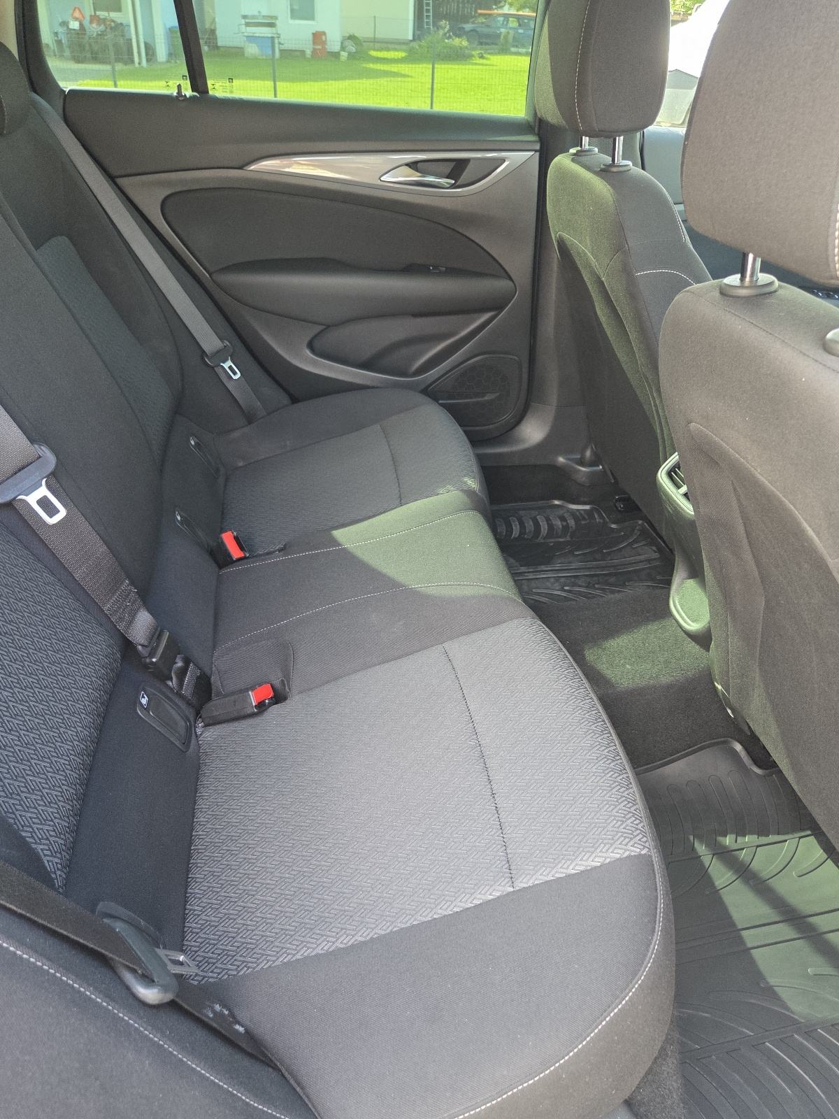 Opel Insignia 1,6 CDTI, fotografija 10