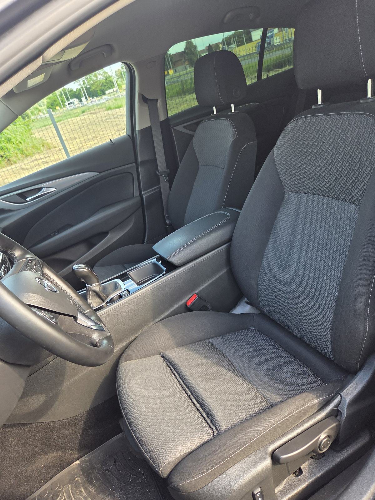 Opel Insignia 1,6 CDTI, fotografija 13