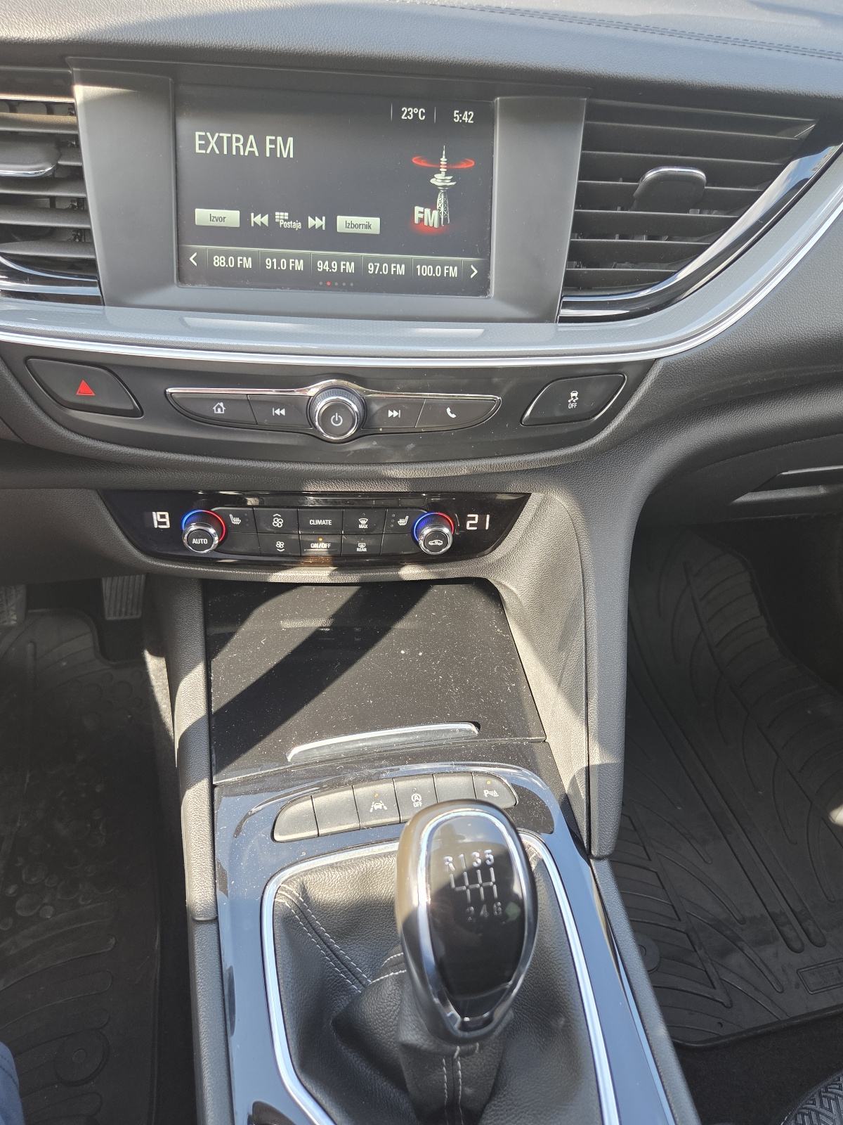Opel Insignia 1,6 CDTI, fotografija 16