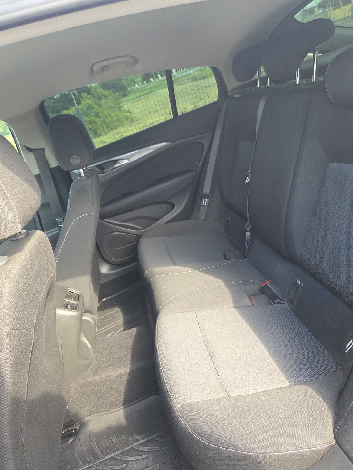 Opel Insignia 1,6 CDTI, fotografija 17