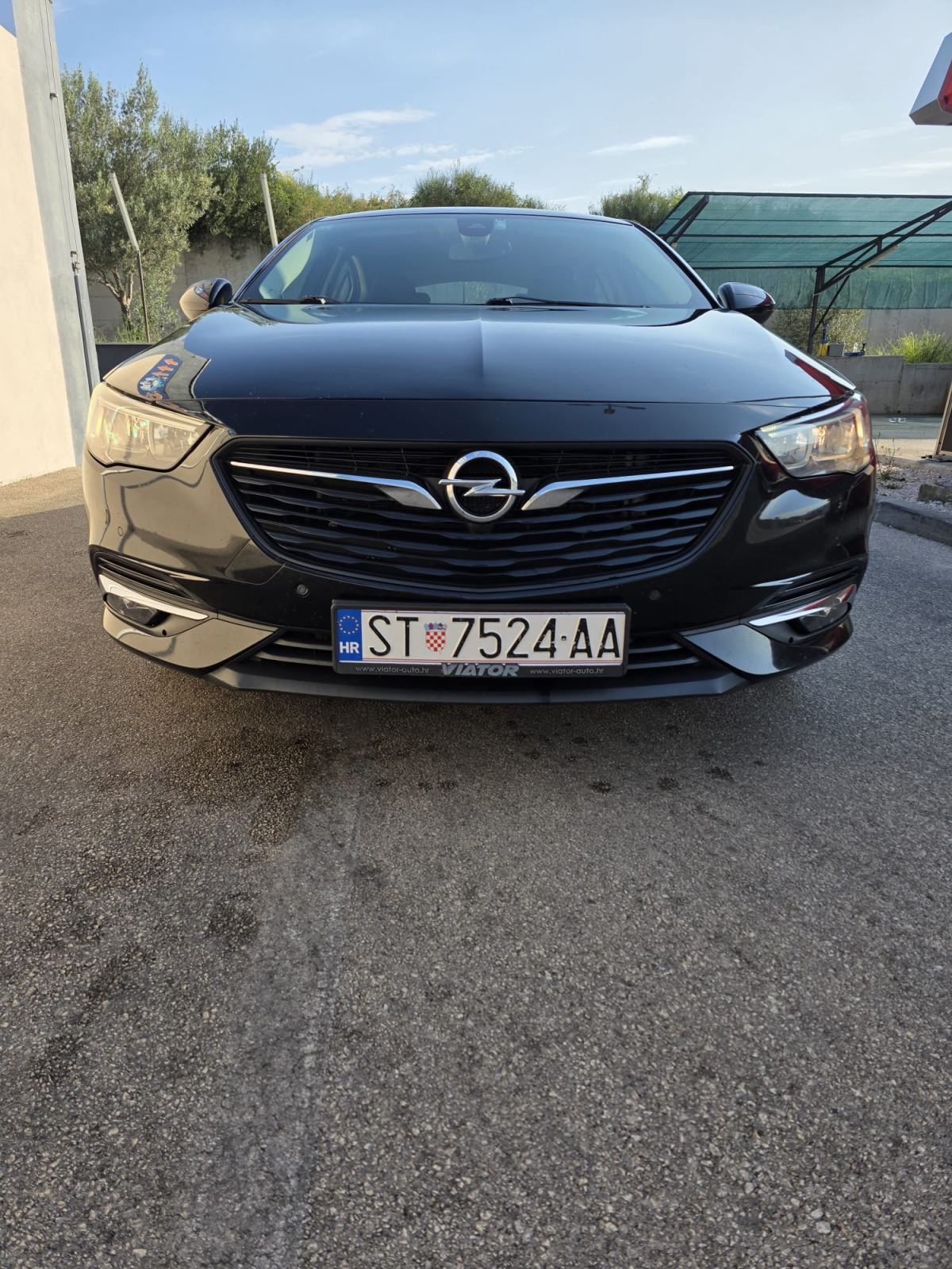 Opel Insignia 1,6 CDTI, fotografija 3