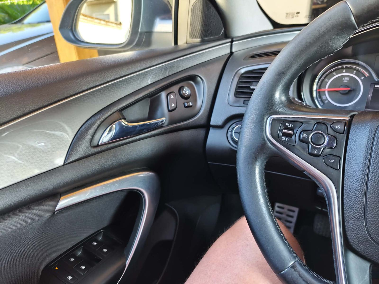 Opel Insignia 1,6 CDTI, fotografija 6