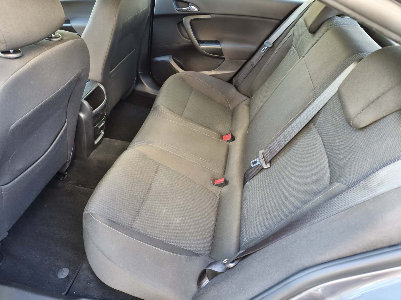 Opel Insignia 1,6 CDTI, fotografija 13