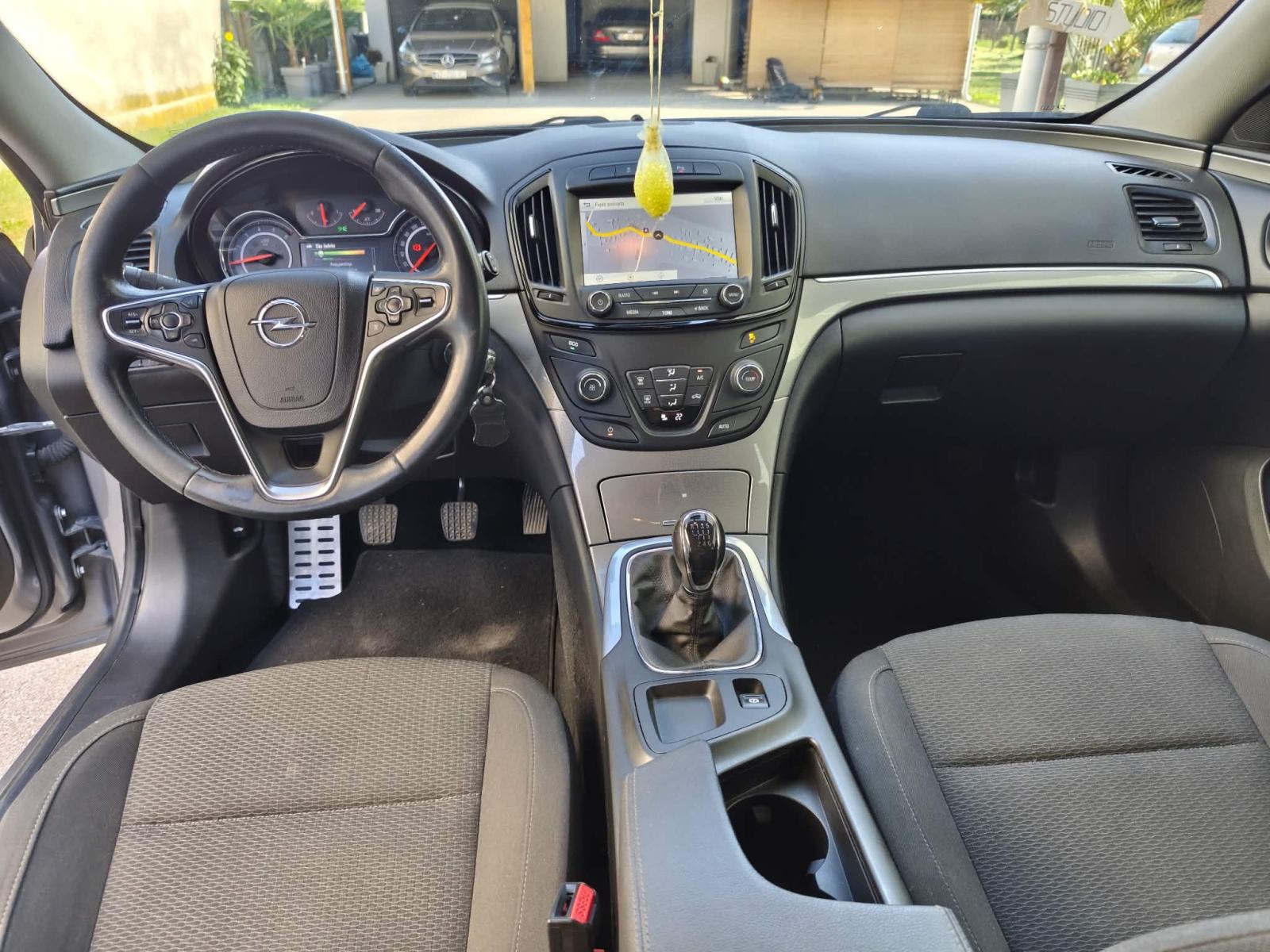 Opel Insignia 1,6 CDTI, fotografija 7