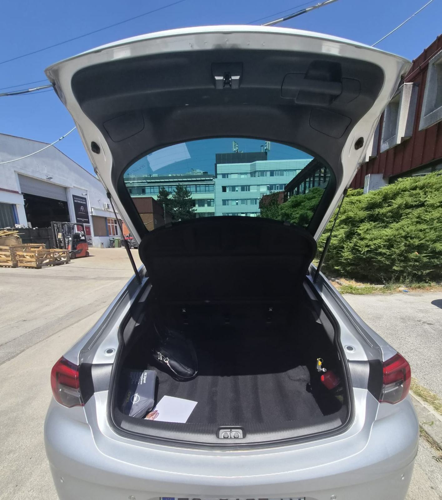 Opel Insignia 1,6 CDTI, fotografija 5