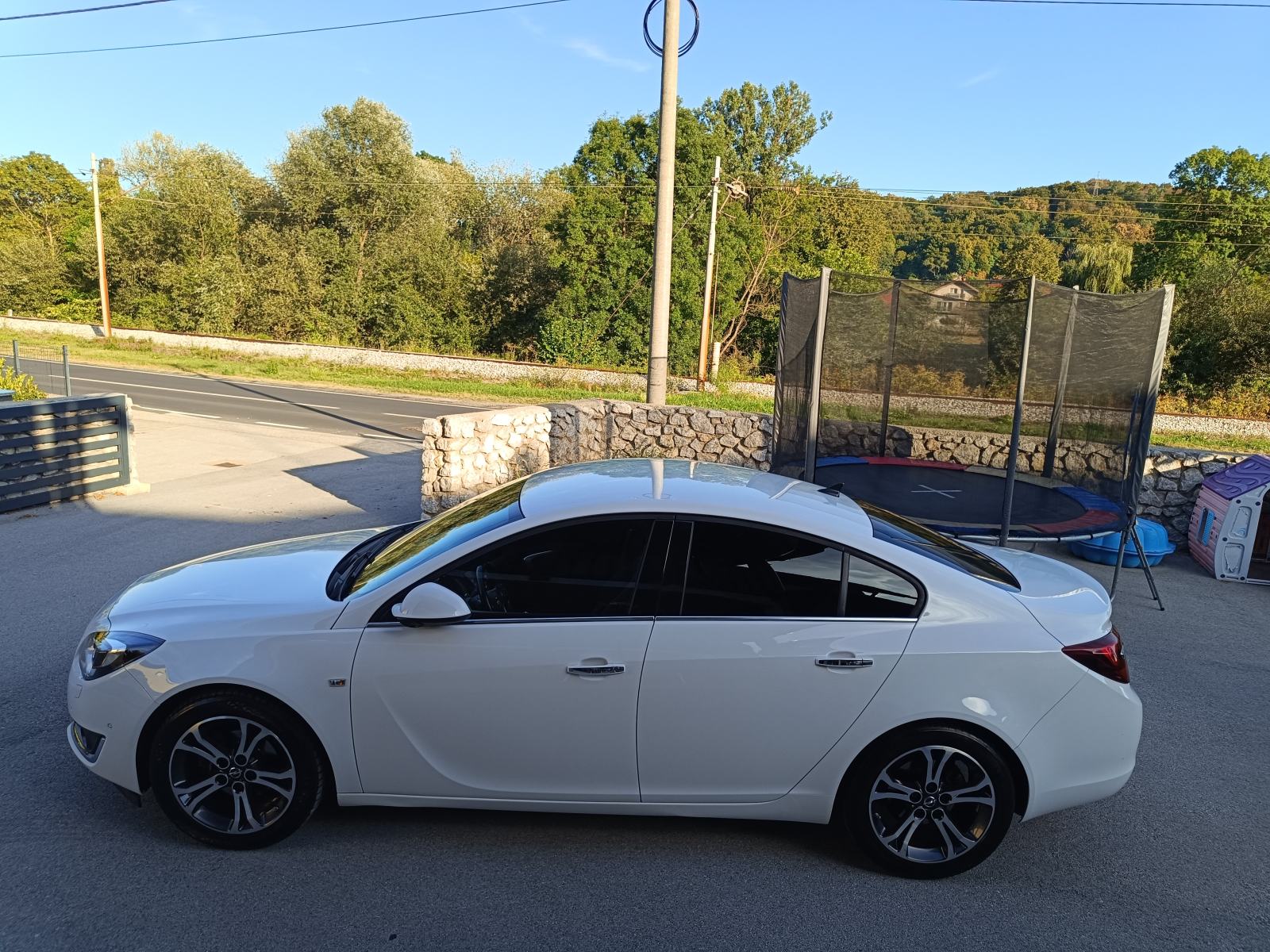 Opel Insignia 1,6 CDTI***BOSE***100 000 km**HR AUTO**ZAMJENA**, fotografija 1