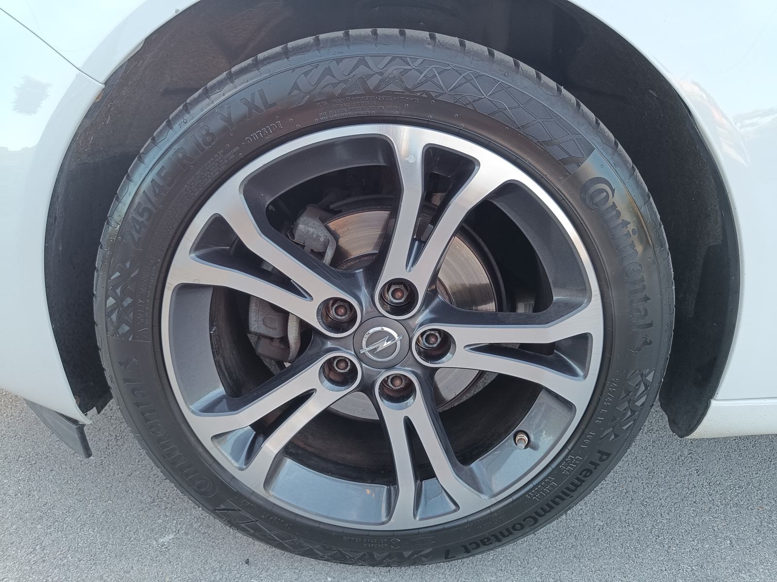 Opel Insignia 1,6 CDTI***BOSE***100 000 km**HR AUTO**ZAMJENA**, fotografija 17