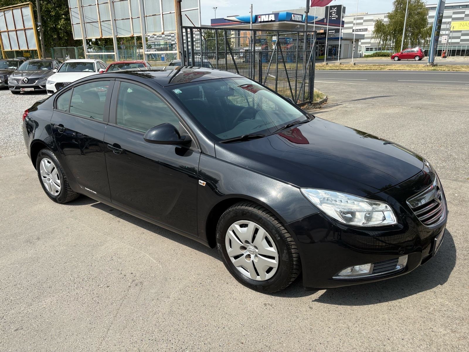 Opel Insignia 1,6 KLIMA - 91.000KM - TEMPOMAT - AUTOKREDIT, fotografija 8