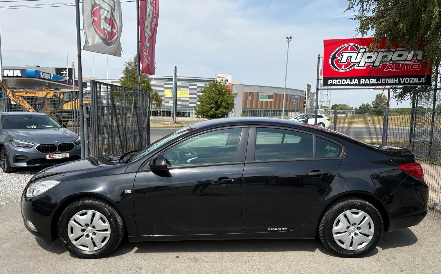 Opel Insignia 1,6 KLIMA - 91.000KM - TEMPOMAT - AUTOKREDIT, fotografija 3
