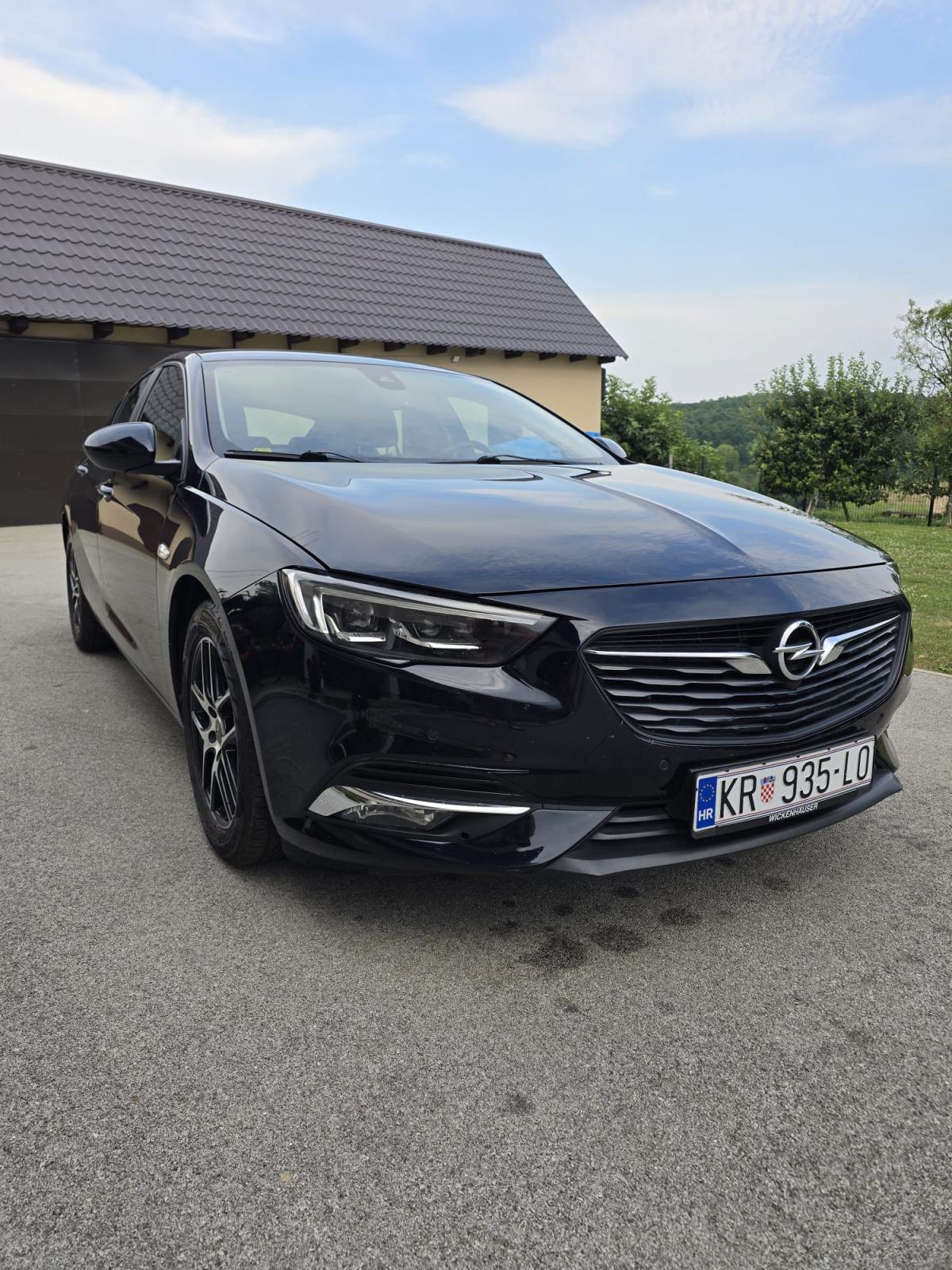 Opel Insignia 1,6 Turbo, pogled izvana - slika 1