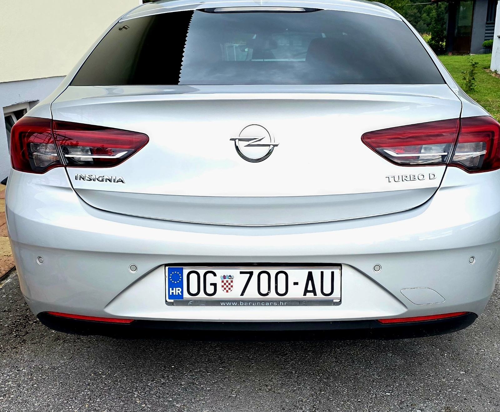 Opel Insignia 1,6 Turbo, fotografija 3