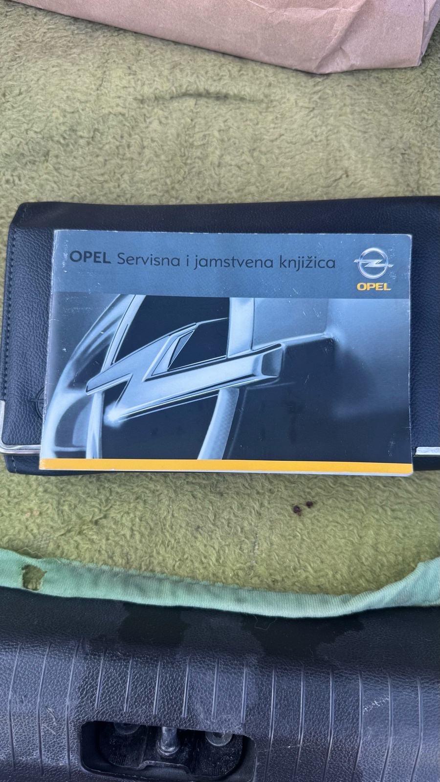 Opel Insignia 1,8 16V - Benzin - Prvi Vlasnik, fotografija 14