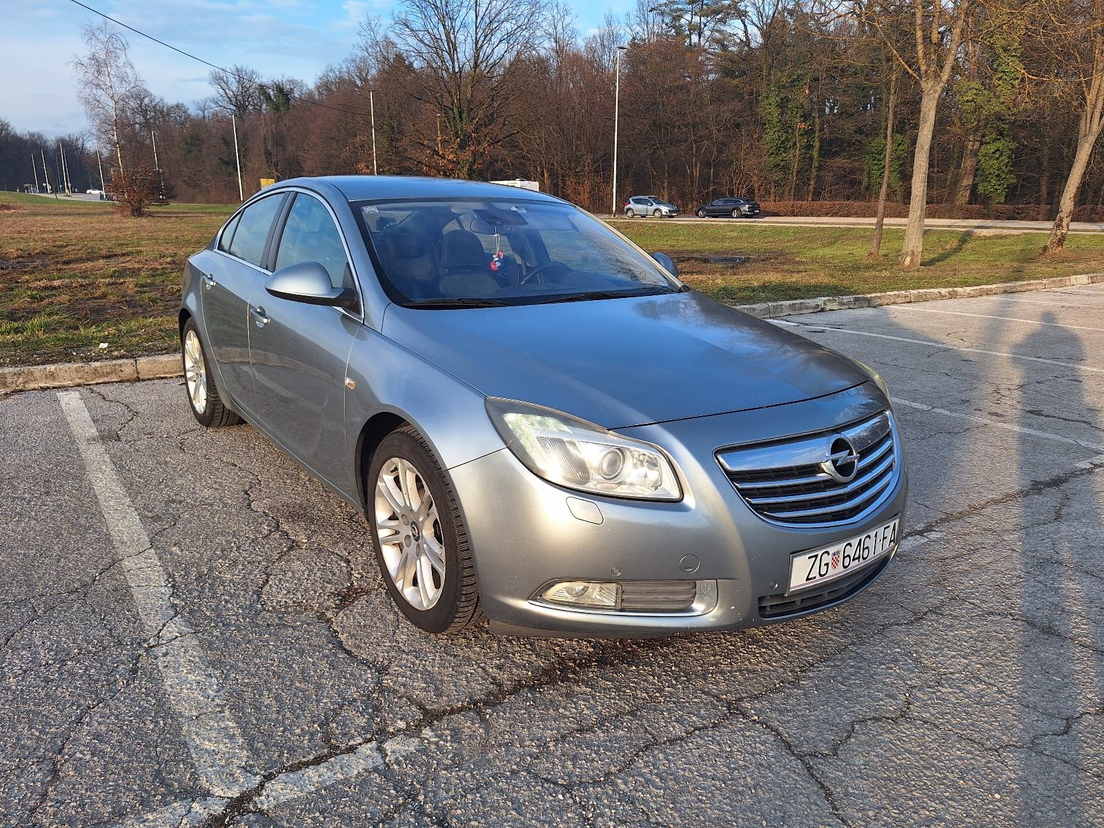 Opel Insignia 1,8 16V+LPG(Registriran do 2027.), fotografija 2