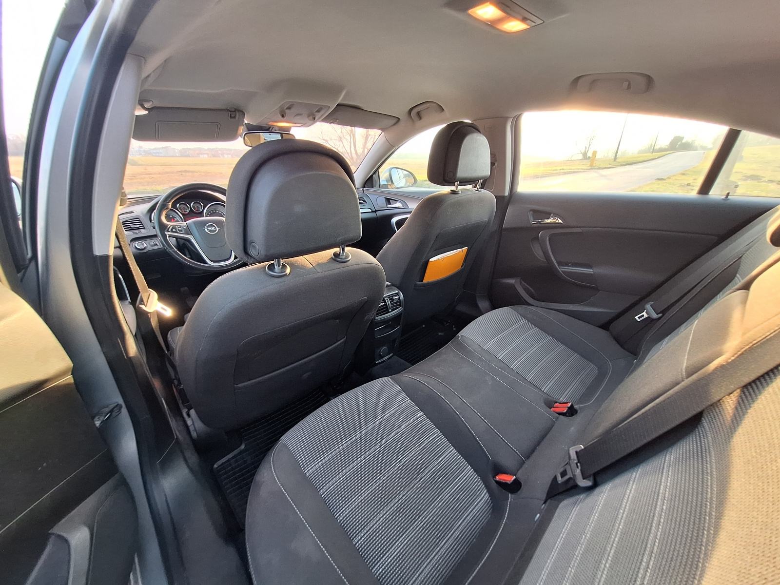 Opel Insignia 1,8 16V+LPG(Registriran do 2027.), fotografija 10