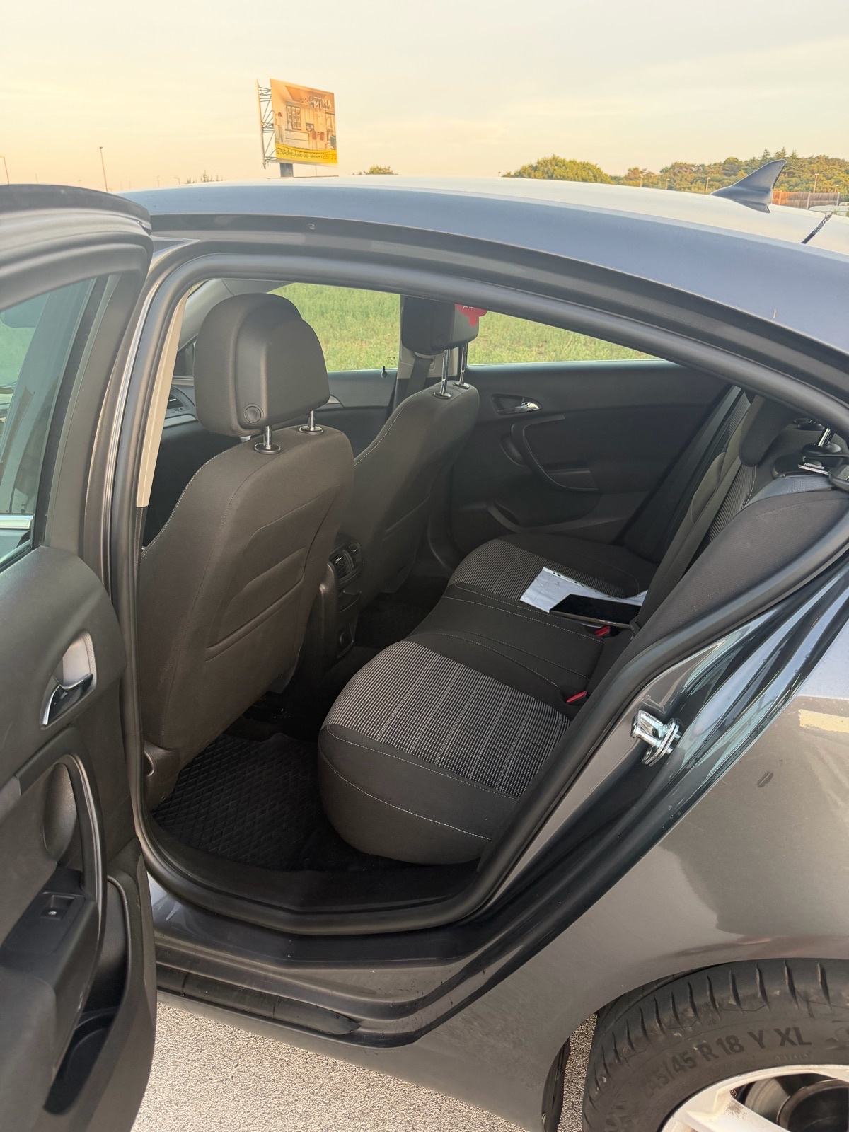 Opel Insignia 2,0 CDTI 1.vlasnik, fotografija 3