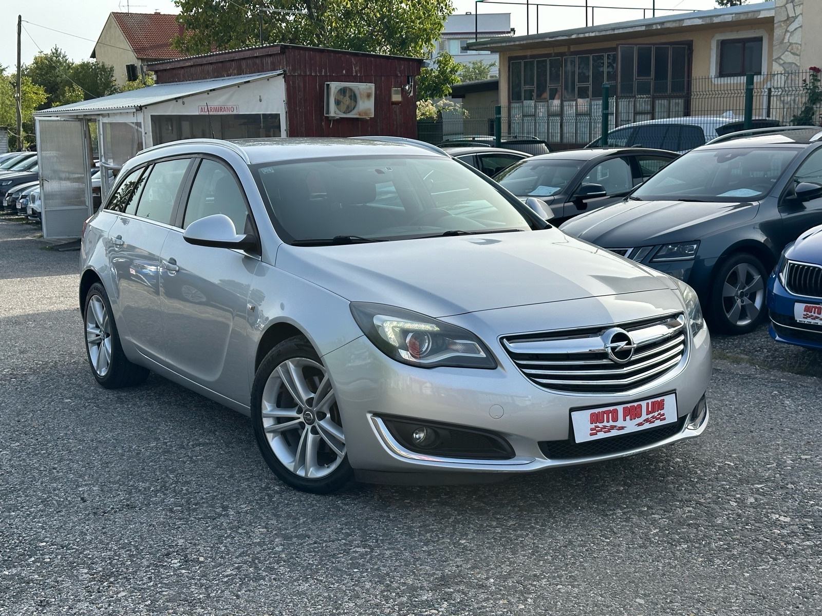 Opel Insignia 2,0 CDTI Veliki Servis, REG12/2026, HR Auto, fotografija 4