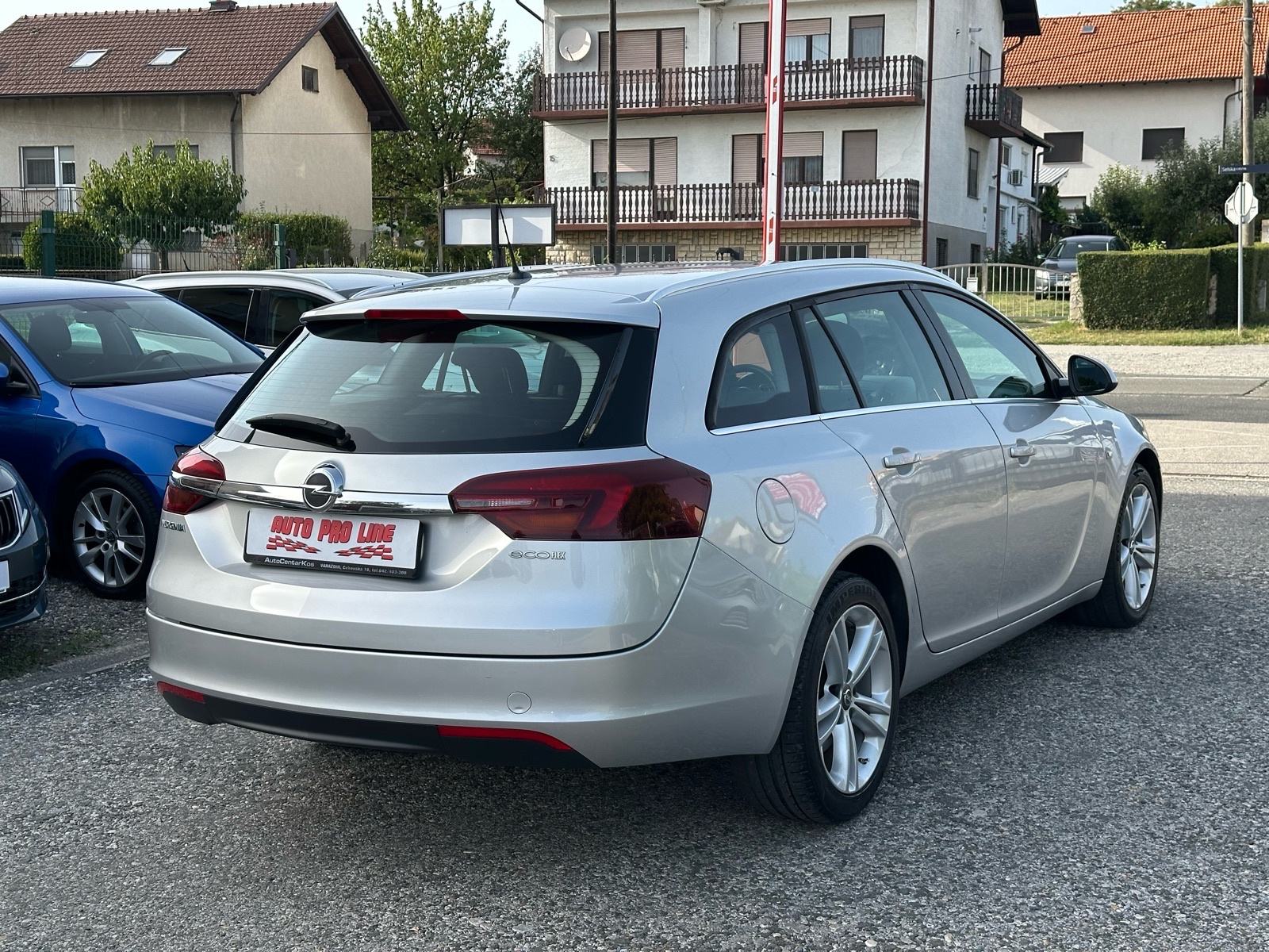 Opel Insignia 2,0 CDTI Veliki Servis, REG12/2026, HR Auto, fotografija 7