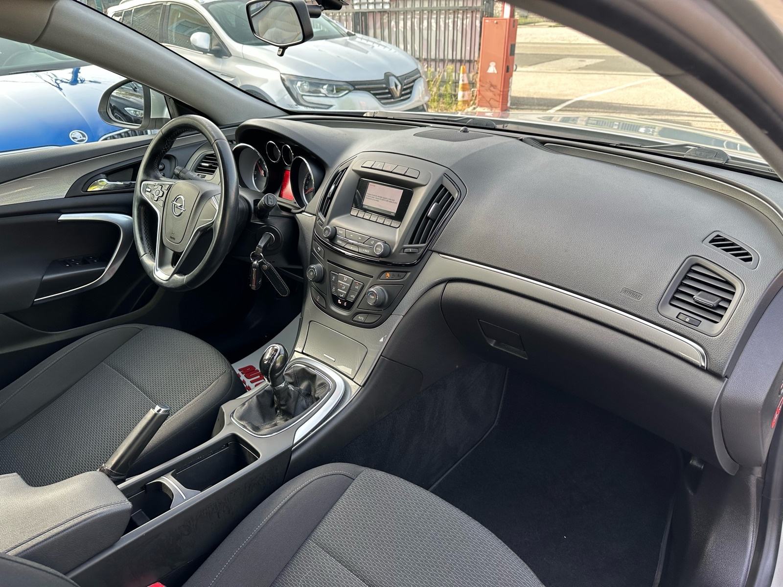 Opel Insignia 2,0 CDTI Veliki Servis, REG12/2026, HR Auto, fotografija 11