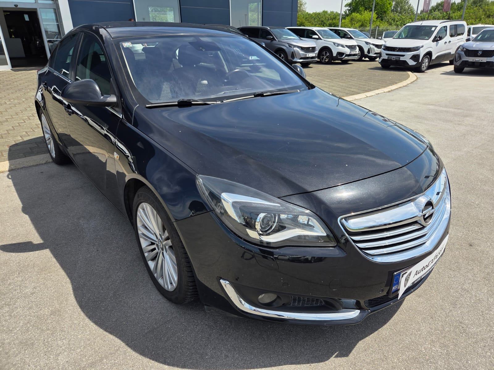 OPEL INSIGNIA 2,0 CDTI 120 KS , NIJE UVOZ, SERVISNA., REG 06/2027, fotografija 2