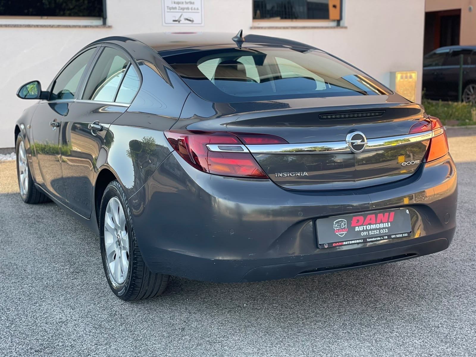 OPEL INSIGNIA 2,0 CDTI,2015 GOD,NAVIGACIJA,TEMPOMAT,LED..6.999€, fotografija 5